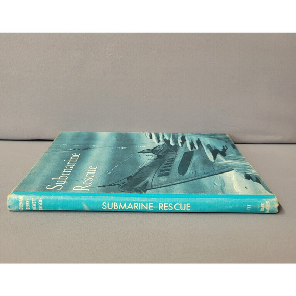 Vintage Submarine Rescue Deep Sea Adventure Series Book 3 Hardcover 1967 - Picture 10 of 16